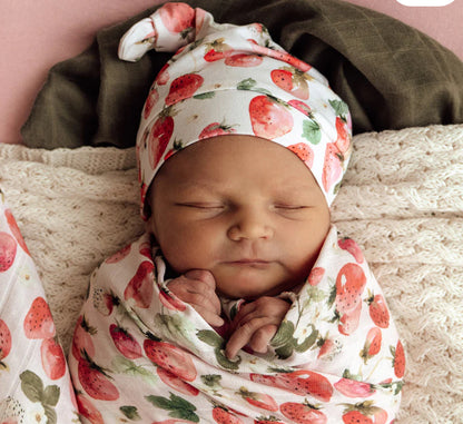 Organic Knotted Beanie - Strawberry